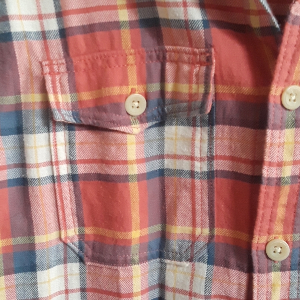 Button shirt - Picture 2 of 3